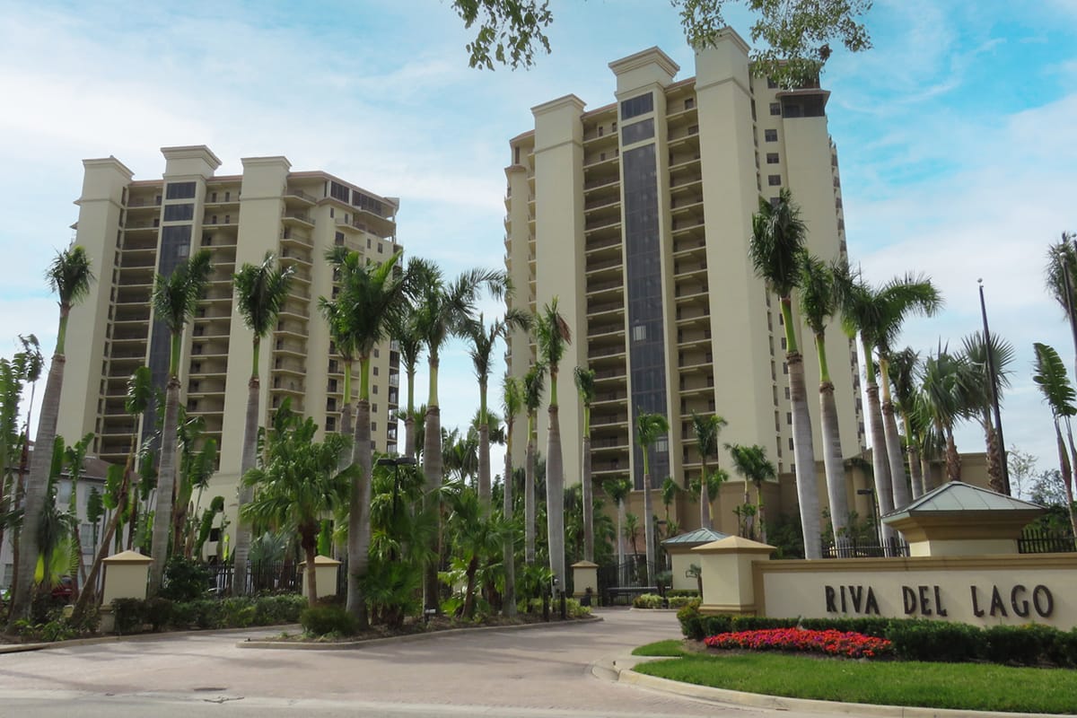 Riva Del Lago High-rise at Fort Meyers, Florida